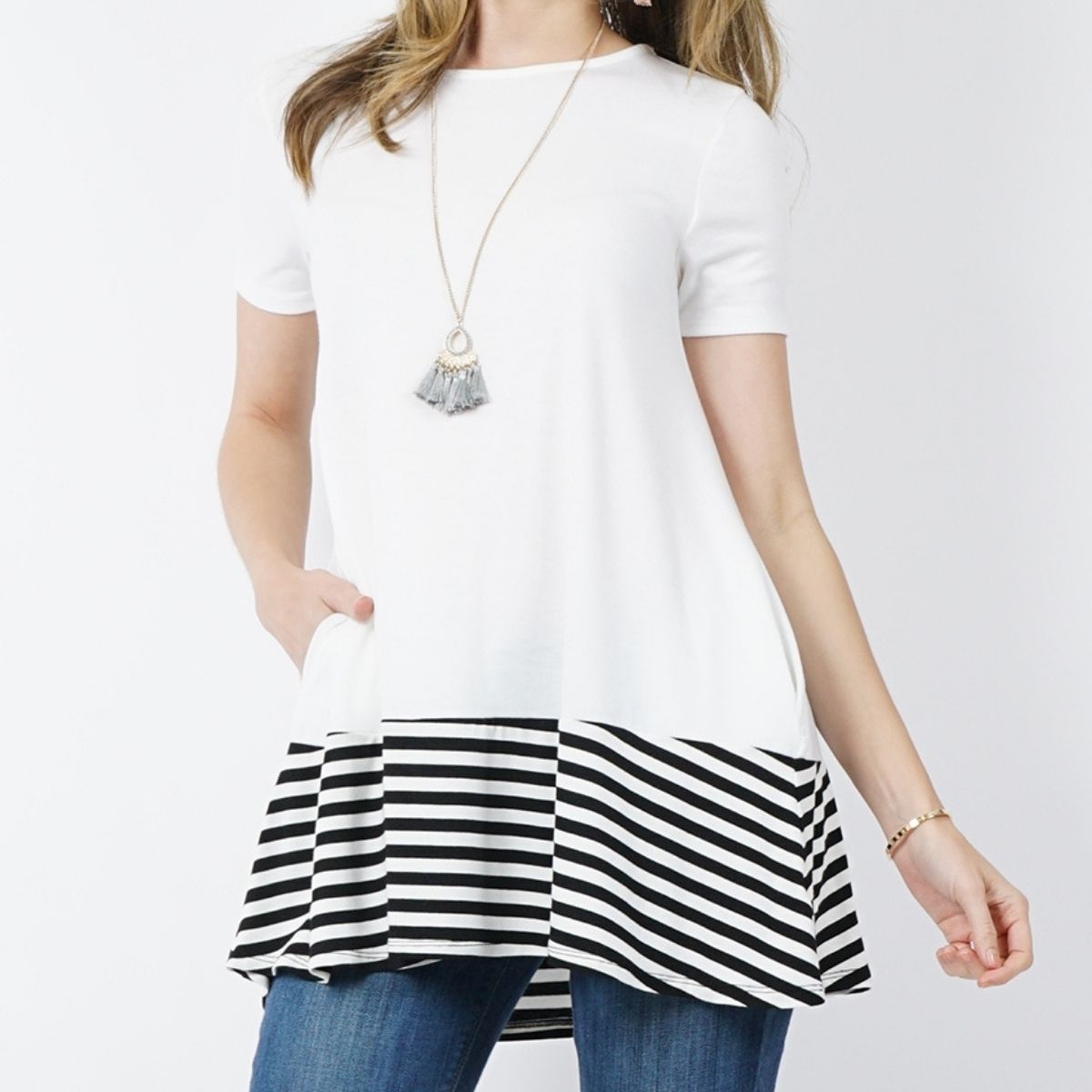 UPTOWN LOUNGE STRIPED CONTRAST SHORT SLEEVE POCKET TOP